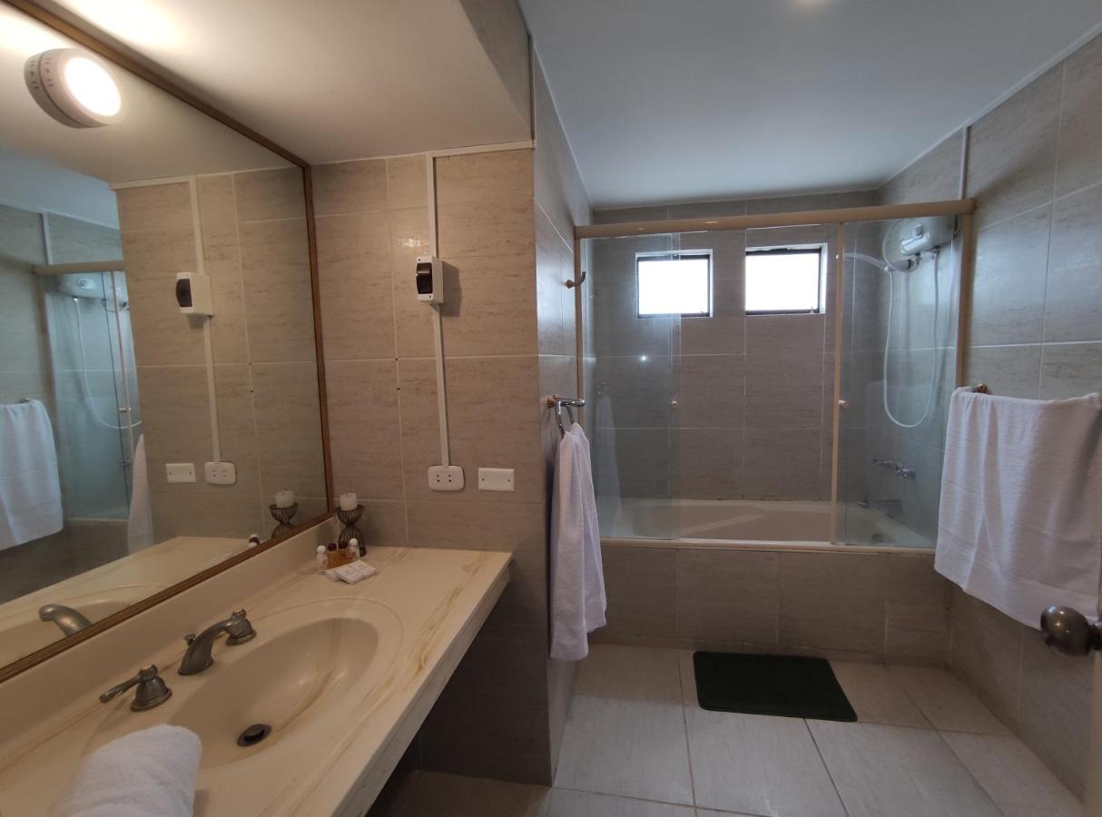 Inti Llaqta & 4*
